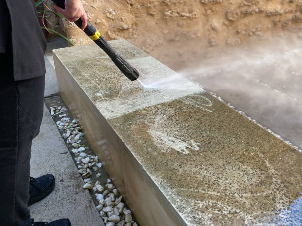 Why Choose Our Certified Pressure Washing Experts for Your Project Needs in Florence, MS?